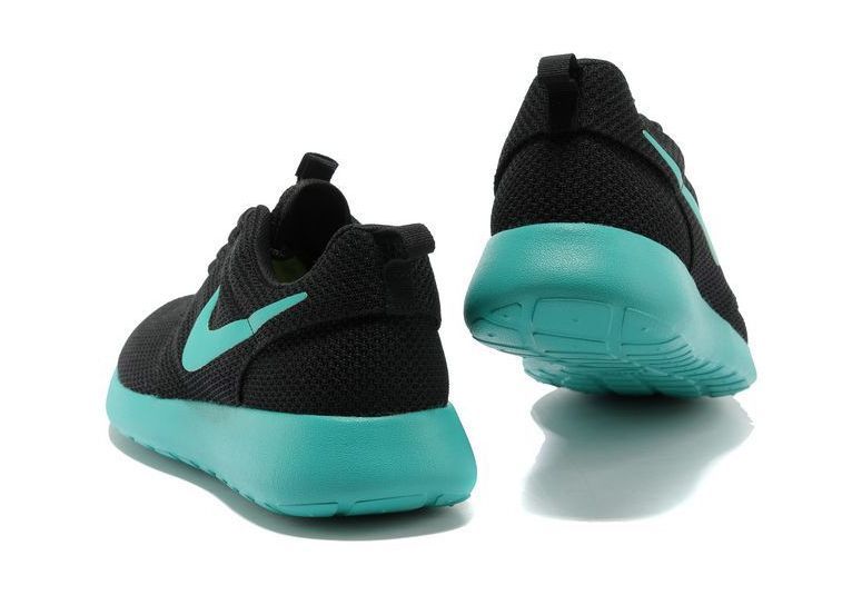  Nike Roshe Run